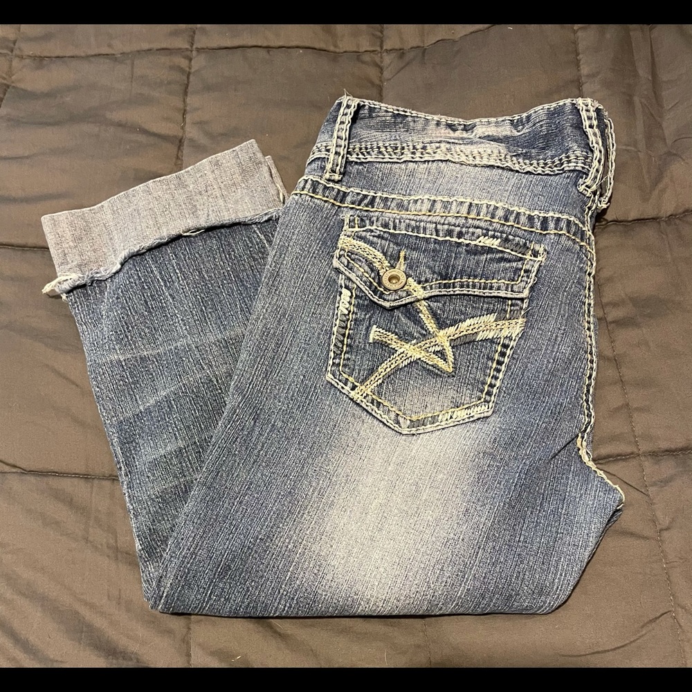 Ladies Amethyst Capris Jean material Cuff legs, 13
